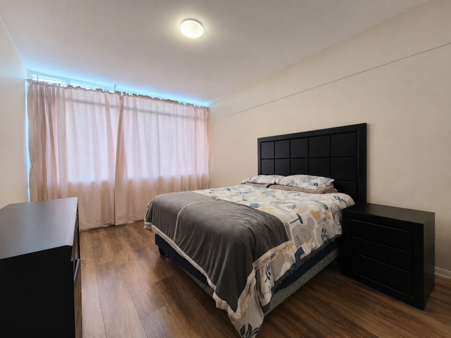 2 Bedroom Property for Sale in Wynberg Upper Western Cape
